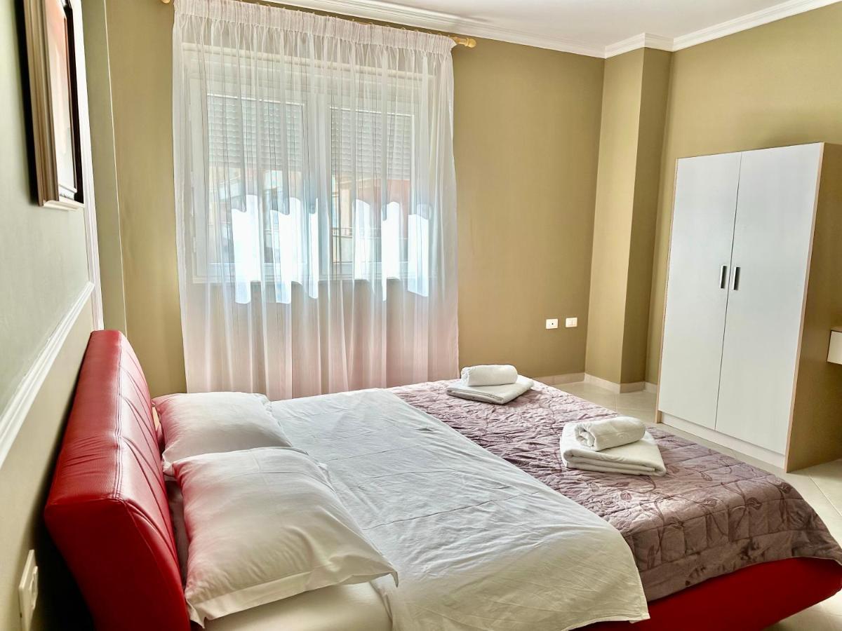 فلورا Family Suite Residence المظهر الخارجي الصورة