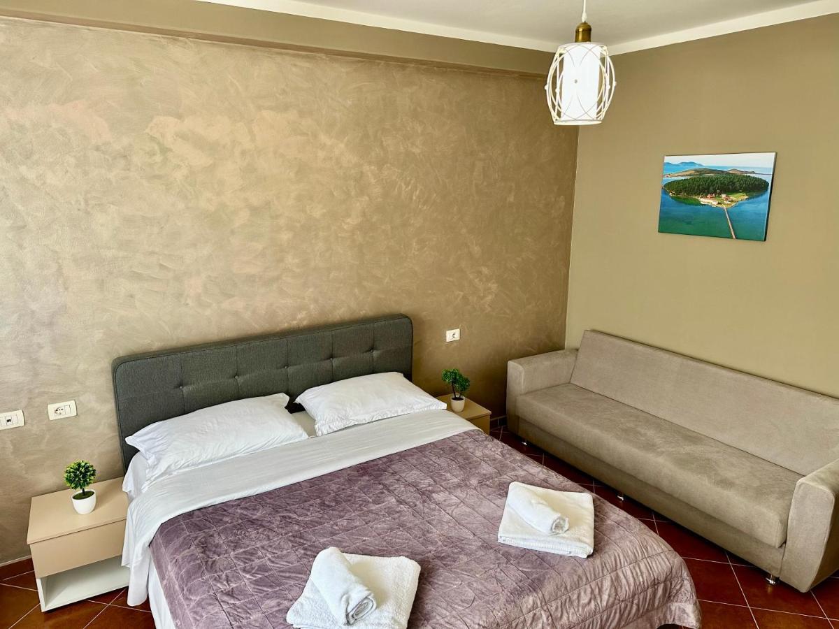 فلورا Family Suite Residence المظهر الخارجي الصورة