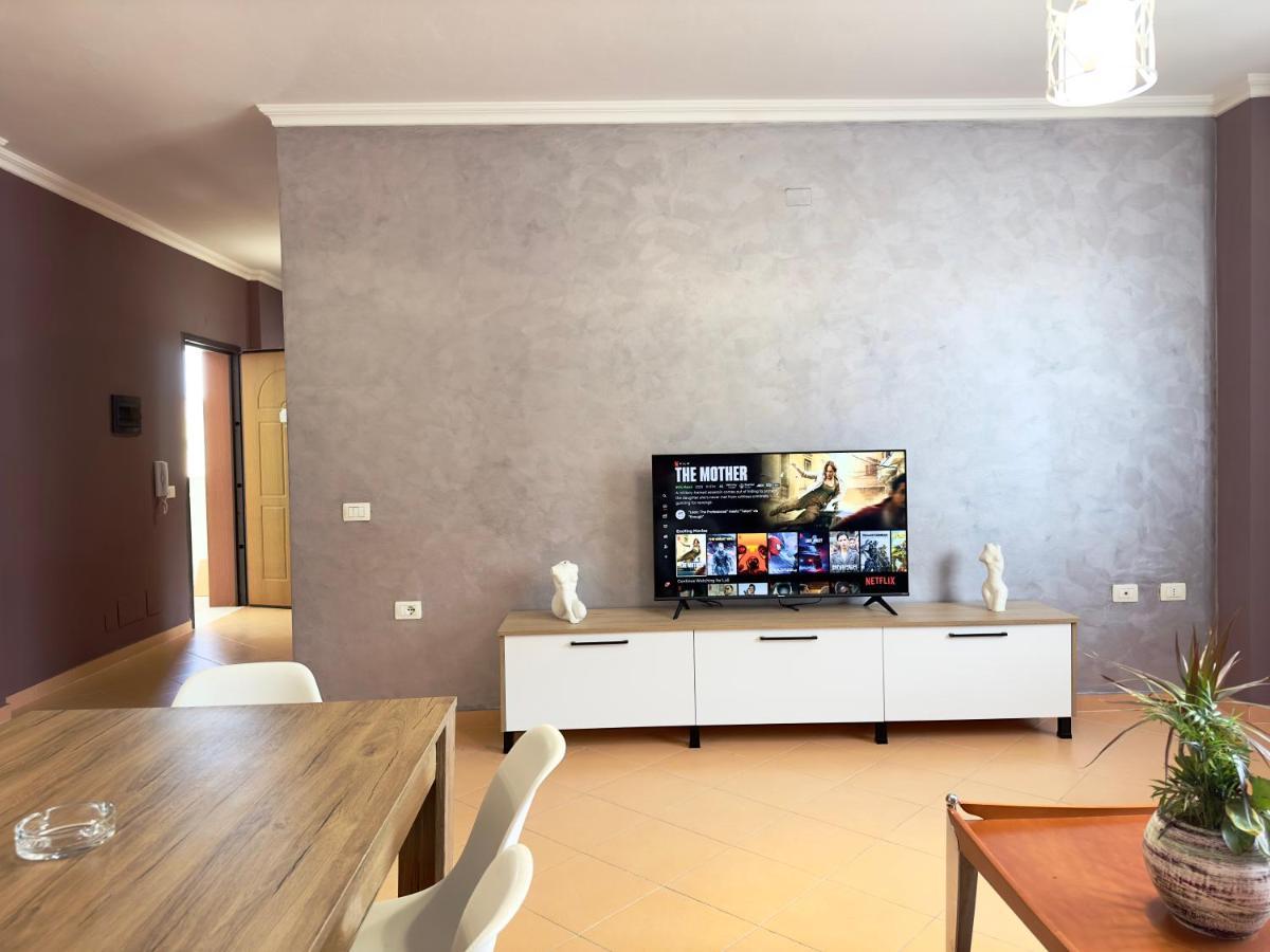 فلورا Family Suite Residence المظهر الخارجي الصورة