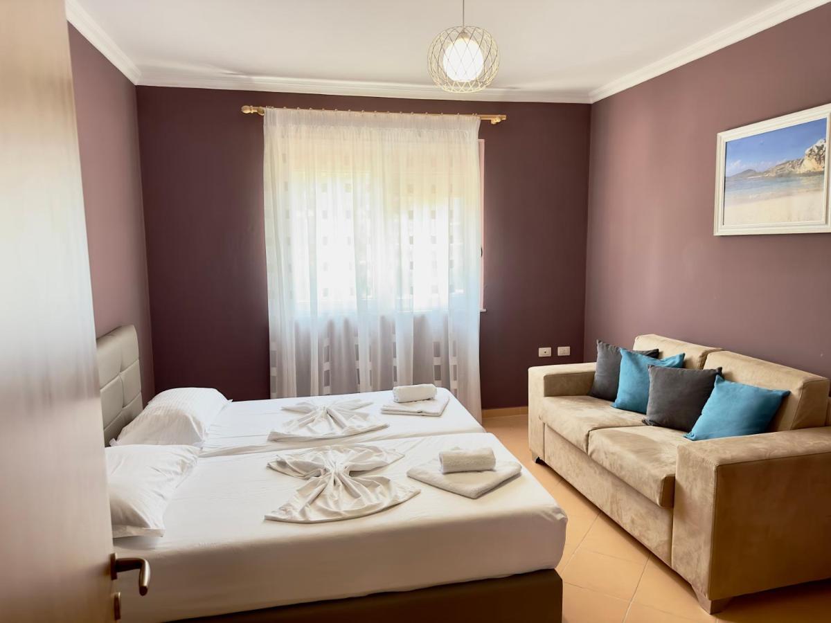فلورا Family Suite Residence المظهر الخارجي الصورة